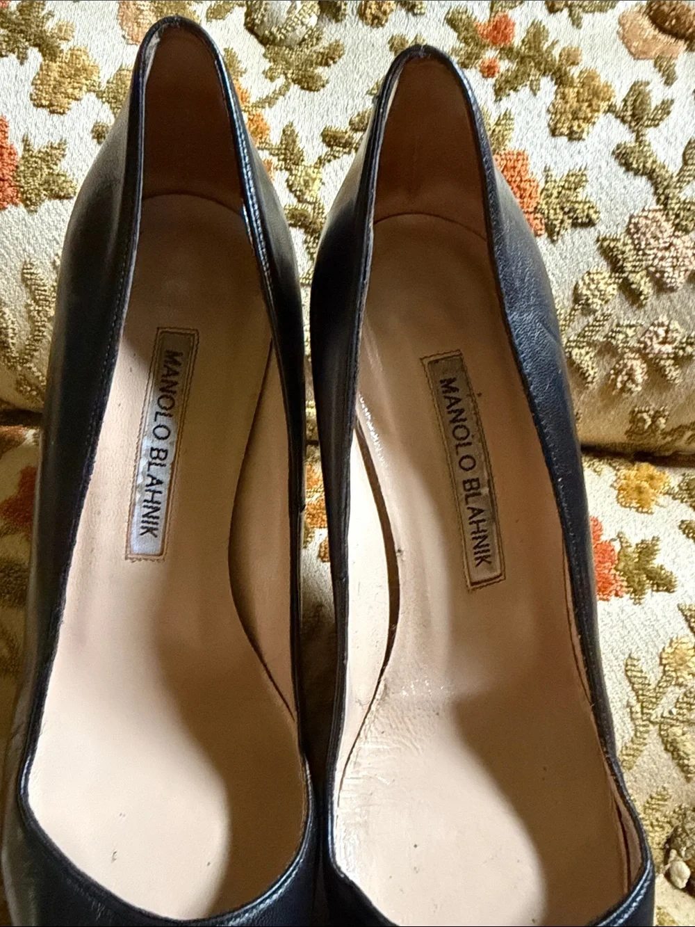 Manolo Blahnik BB Black leather Stiletto Pumps - Picture 2 of 6